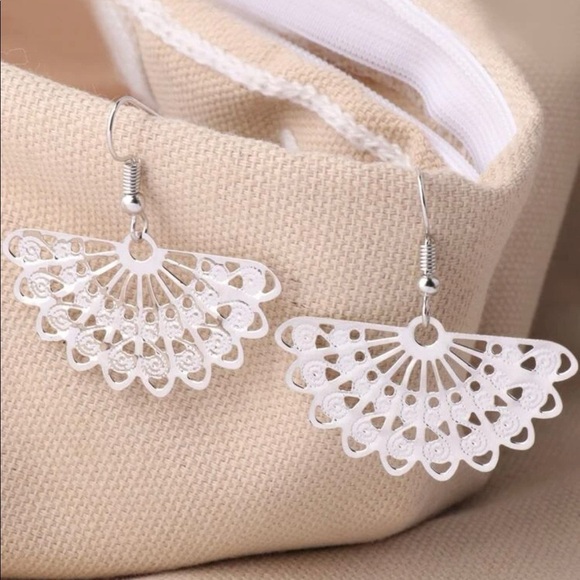 Victorian Drop Silver Earrings - Picture 3 of 8